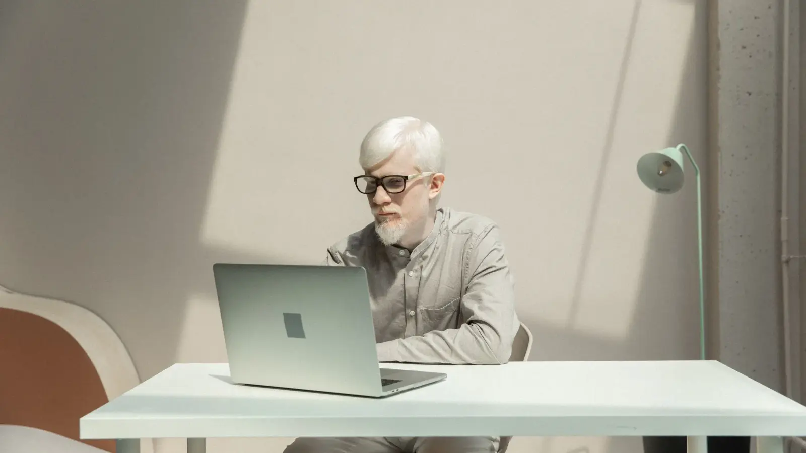 What Is an Online Presence and What Does a Small Business Need