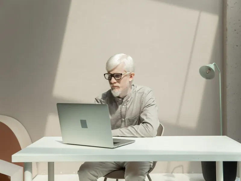 What Is an Online Presence and What Does a Small Business Need