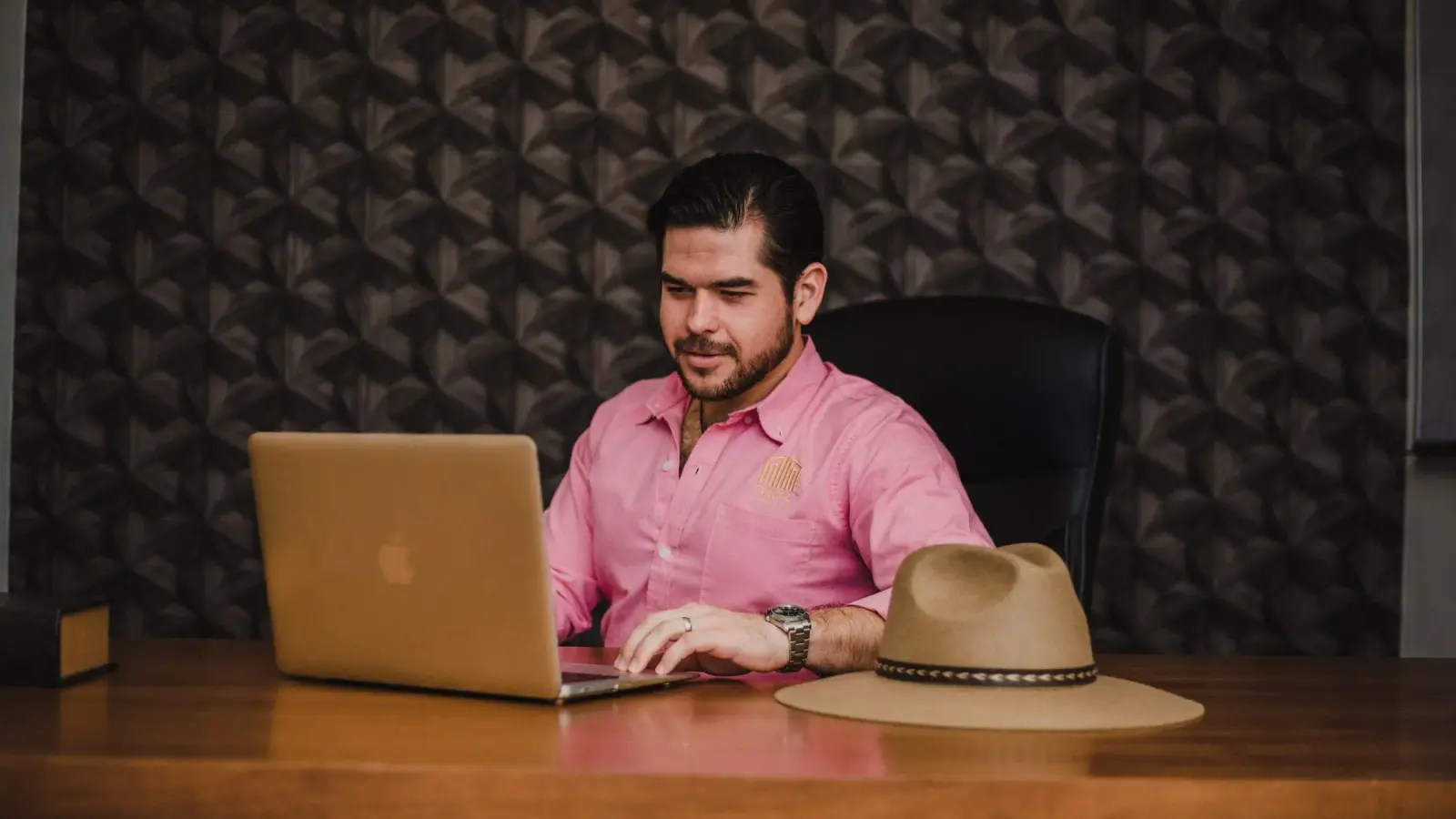 LLC vs Sole Proprietorship: Differences, Taxes, Costs and Which to Choose