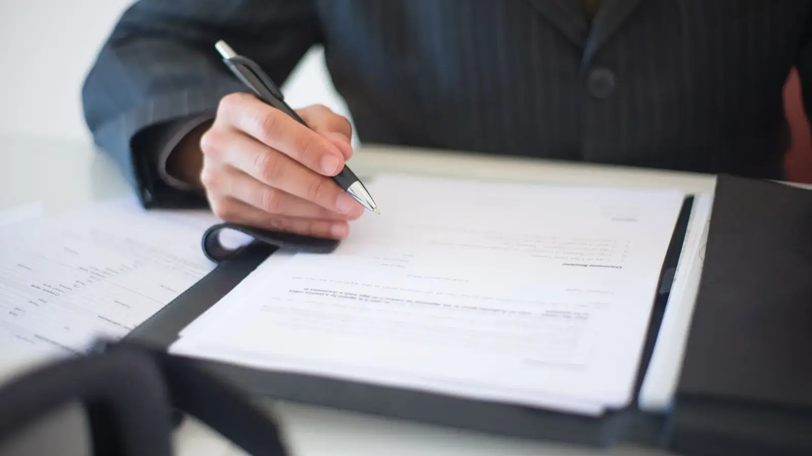 LLC Annual Report: Requirements, Fees and Due Dates by State
